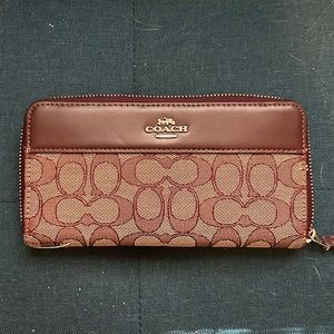 Coach accordion wallet